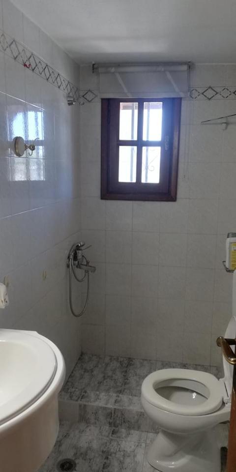 Spata Efi'S House Esterno foto